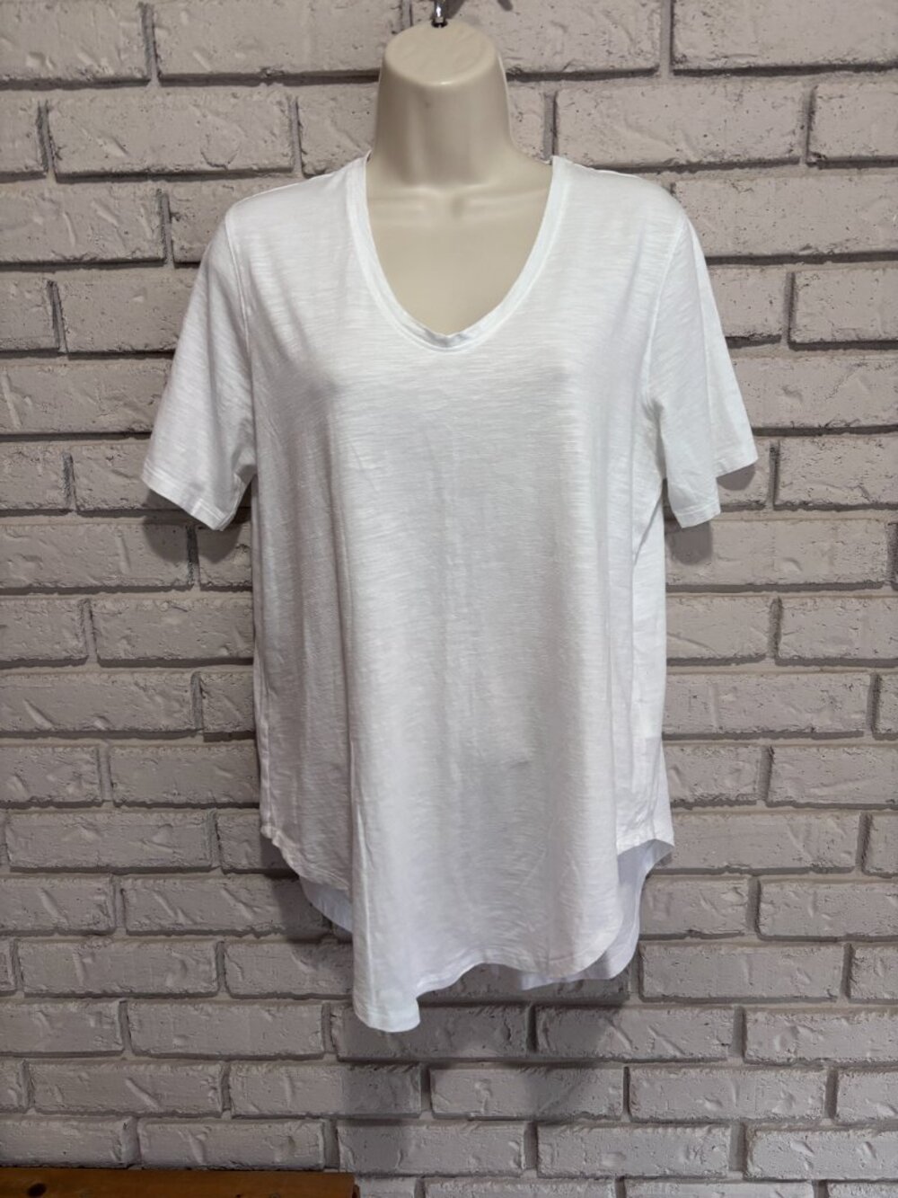 TASC Women’s Bamboo Organic Cotton Shirt Sz L